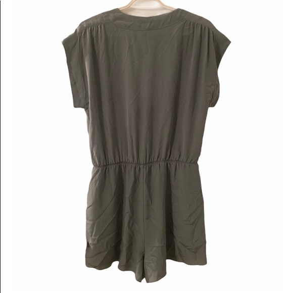 Babaton romper - Picture 2 of 3